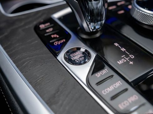 Used 2020 BMW X7 xDrive40i w/ Premium Package image 23