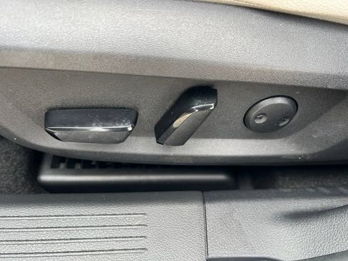 Certified 2023 Nissan Rogue SL AWD/4WD image 50