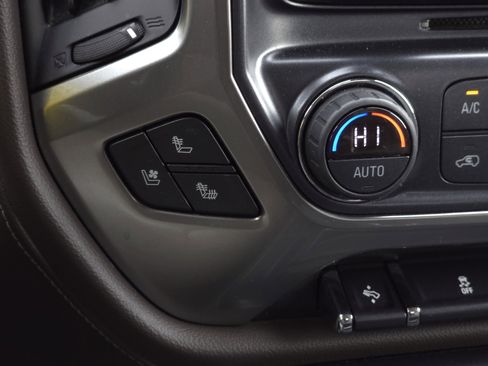 Used 2018 Chevrolet Silverado 1500 LTZ Z71 w/ LTZ Plus Package image 18