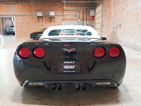 Used 2011 Chevrolet Corvette Grand Sport w/ Preferred Equipment Group RWD image 13