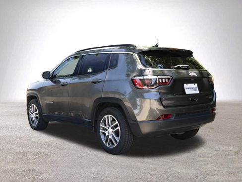 Used 2020 Jeep Compass Latitude FWD image 7