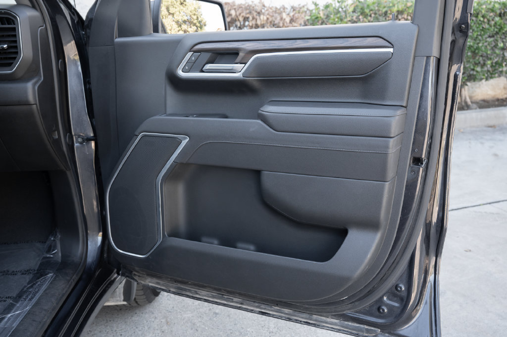 Used 2025 GMC Sierra 1500 SLT AWD/4WD image 42