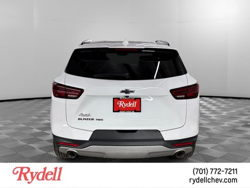 Used 2023 Chevrolet Blazer LT w/ Midnight/Sport Edition AWD/4WD image 4