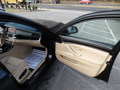 Used 2014 BMW 528i xDrive Sedan image 22