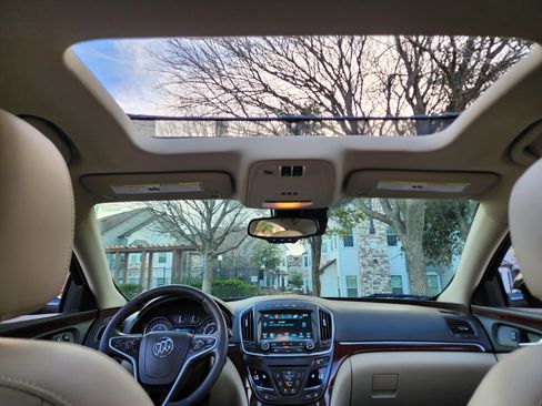 Used 2017 Buick Regal Premium w/ Driver Confidence Package #1 image 25