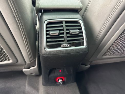 Used 2018 Audi Q3 2.0T Premium Plus w/ S Line Competition Package AWD/4WD image 39