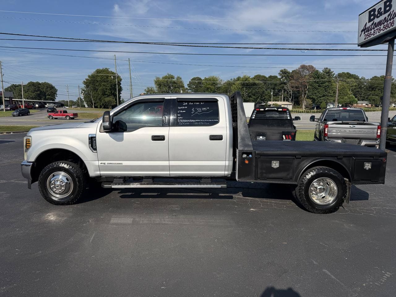 Used 2018 Ford F350 XLT w/ XLT Value Package AWD/4WD image 8