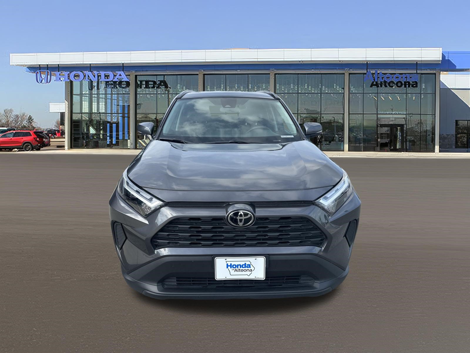 Used 2025 Toyota RAV4 XLE AWD/4WD image 7