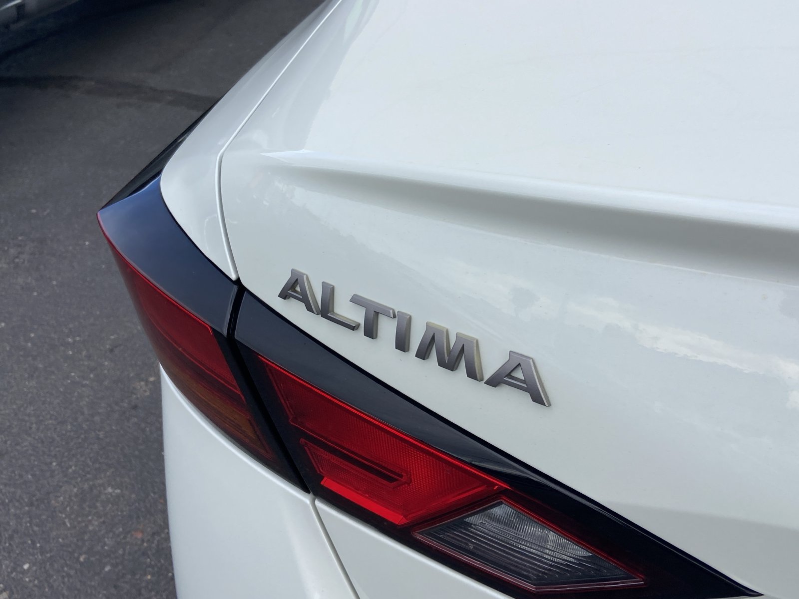 Used 2023 Nissan Altima 2.5 SV FWD image 7