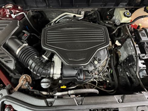 Used 2017 Cadillac XT5 Luxury w/ Driver Awareness Package image 48