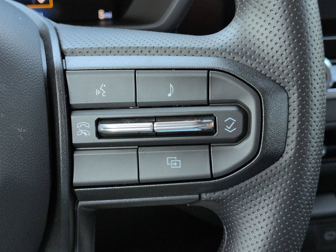 New 2026 Chevrolet Colorado Trail Boss AWD/4WD image 14