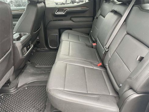 Used 2024 Chevrolet Silverado 1500 LT Trail Boss w/ LT Trail Boss Premium Package image 12