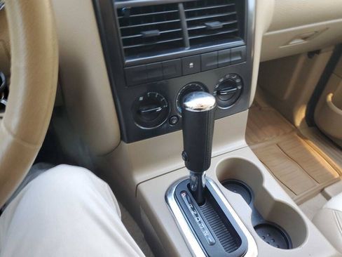 Used 2007 Ford Explorer XLT RWD image 31
