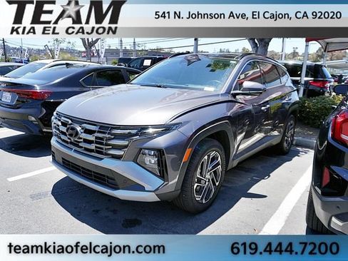 Used 2025 Hyundai Tucson Limited AWD/4WD image 1