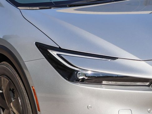 New 2026 Toyota Prius LE image 5