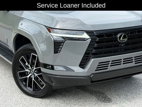 Certified 2024 Lexus GX 550 w/ Cold Area Package AWD/4WD image 5