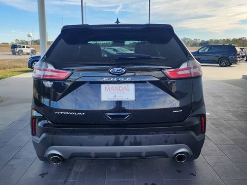 Used 2024 Ford Edge Titanium image 7