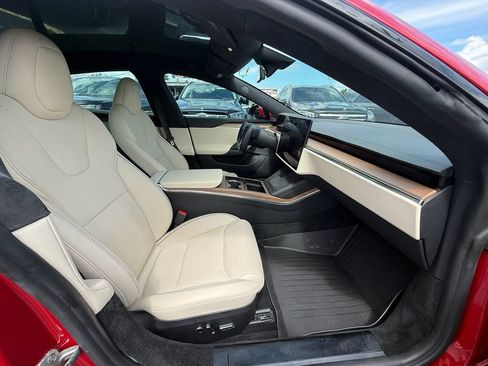 Used 2021 Tesla Model S Plaid AWD/4WD image 23