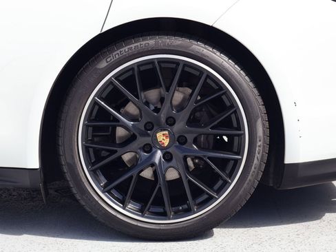 Certified 2023 Porsche Panamera Platinum Edition RWD image 27