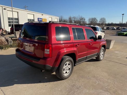 Used 2017 Jeep Patriot Sport w/ Power Value Group image 9