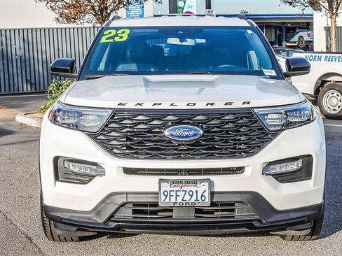 Certified 2023 Ford Explorer ST-Line w/ Class IV Trailer Tow Package image 2