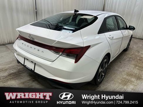 Certified 2023 Hyundai Elantra SEL w/ Convenience Package image 6