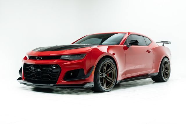 Used 2020 Chevrolet Camaro ZL1 RWD image 8