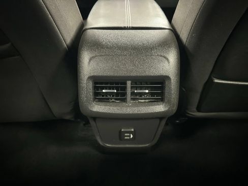 Used 2020 GMC Terrain SLE w/ Elevation Edition FWD image 19