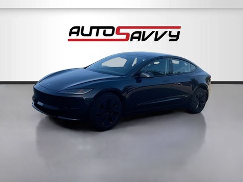 Used 2025 Tesla Model 3 Long Range RWD image 3