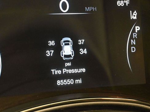 Used 2020 Jeep Grand Cherokee High Altitude AWD/4WD image 3