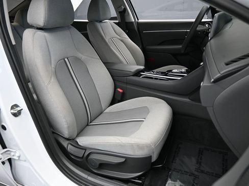 Used 2022 Hyundai Sonata SE image 41