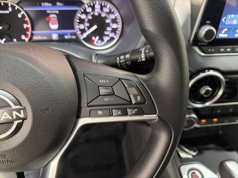 Used 2025 Nissan Sentra SV FWD image 18