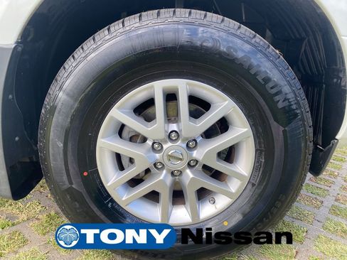 Used 2019 Nissan Frontier SV RWD image 9