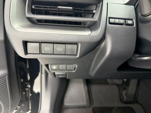 New 2026 Toyota Prius LE FWD image 10