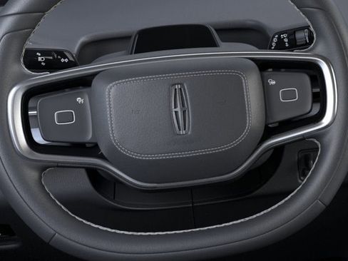 New 2026 Lincoln Navigator Reserve image 12