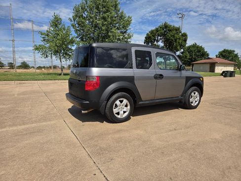 Used 2005 Honda Element EX image 23