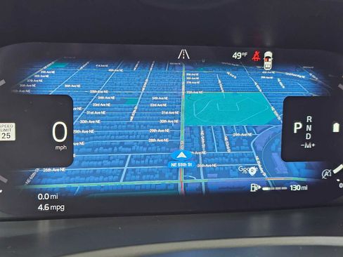 Used 2025 Volvo XC90 B6 Plus w/ Protection Package Premier image 31