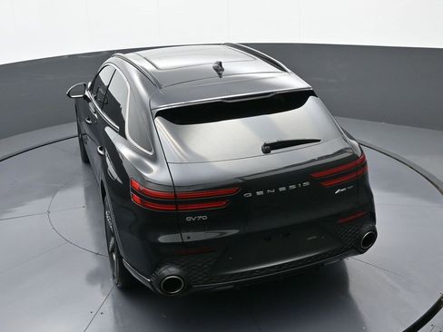 Used 2022 Genesis GV70 3.5T Sport w/ Sport Prestige Package image 34