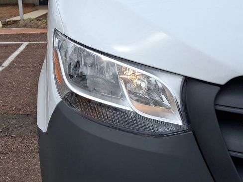 New 2025 Mercedes-Benz Sprinter 2500 image 9