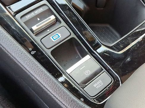 Used 2025 Honda Accord Sport image 26