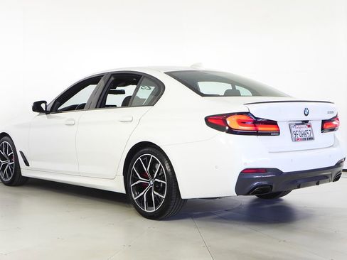 Used 2023 BMW 530i w/ M Sport Package image 9