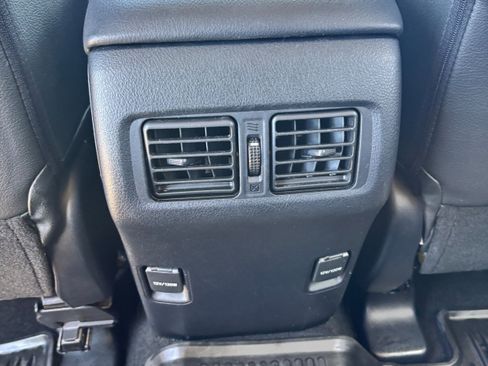 Used 2019 Toyota 4Runner SR5 AWD/4WD image 12