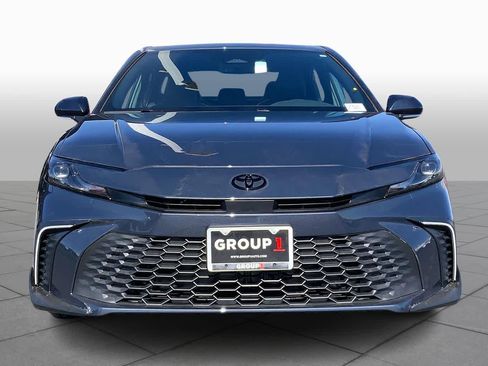 New 2026 Toyota Camry SE image 3