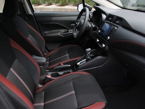 Certified 2025 Nissan Versa SR w/ Trunk Package FWD image 32