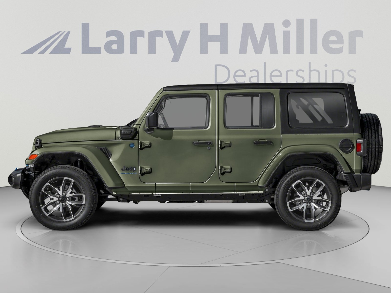 Used 2024 Jeep Wrangler Unlimited Rubicon 4xe w/ Technology Group AWD/4WD image 3