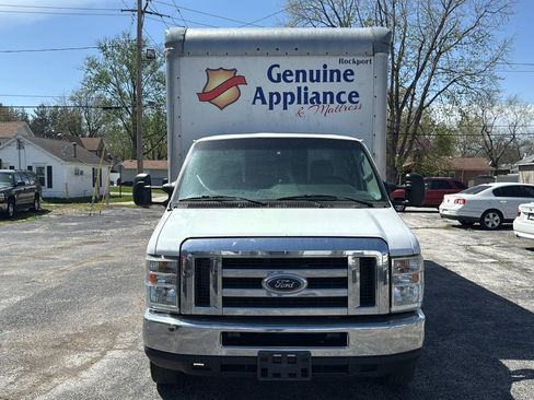 Used 2016 Ford E-450 and Econoline 450 Super Duty w/ Power Windows & Locks Group image 2