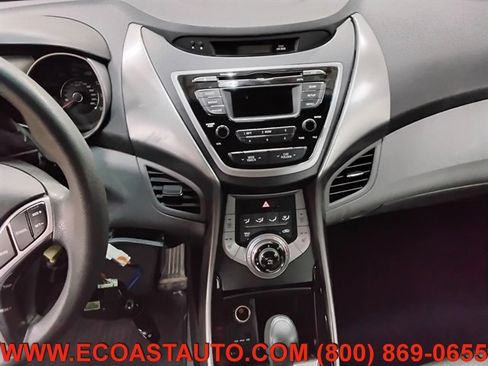 Used 2013 Hyundai Elantra GLS w/ Preferred Pkg image 12