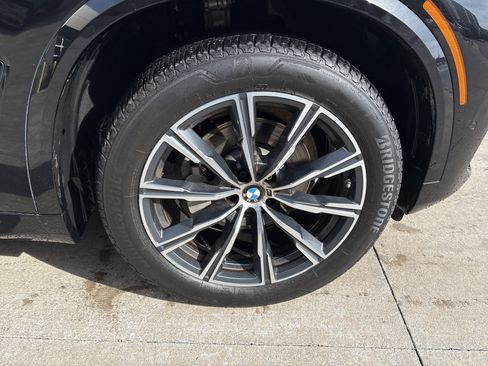 Used 2023 BMW X5 xDrive40i w/ M Sport Package image 13
