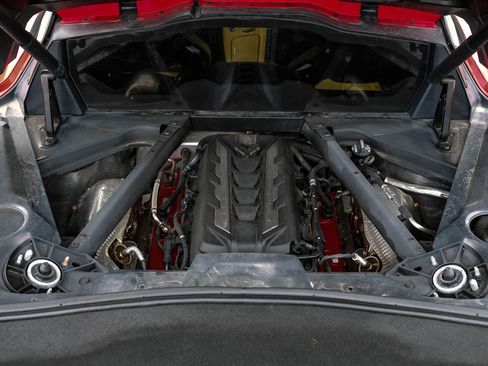 Used 2023 Chevrolet Corvette Stingray Preferred Cpe RWD image 40