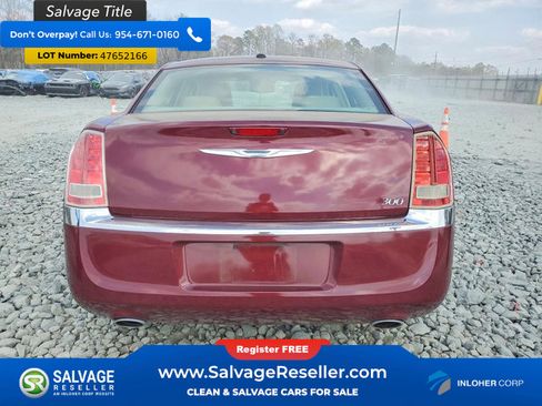 Used 2012 Chrysler 300 Limited RWD image 8